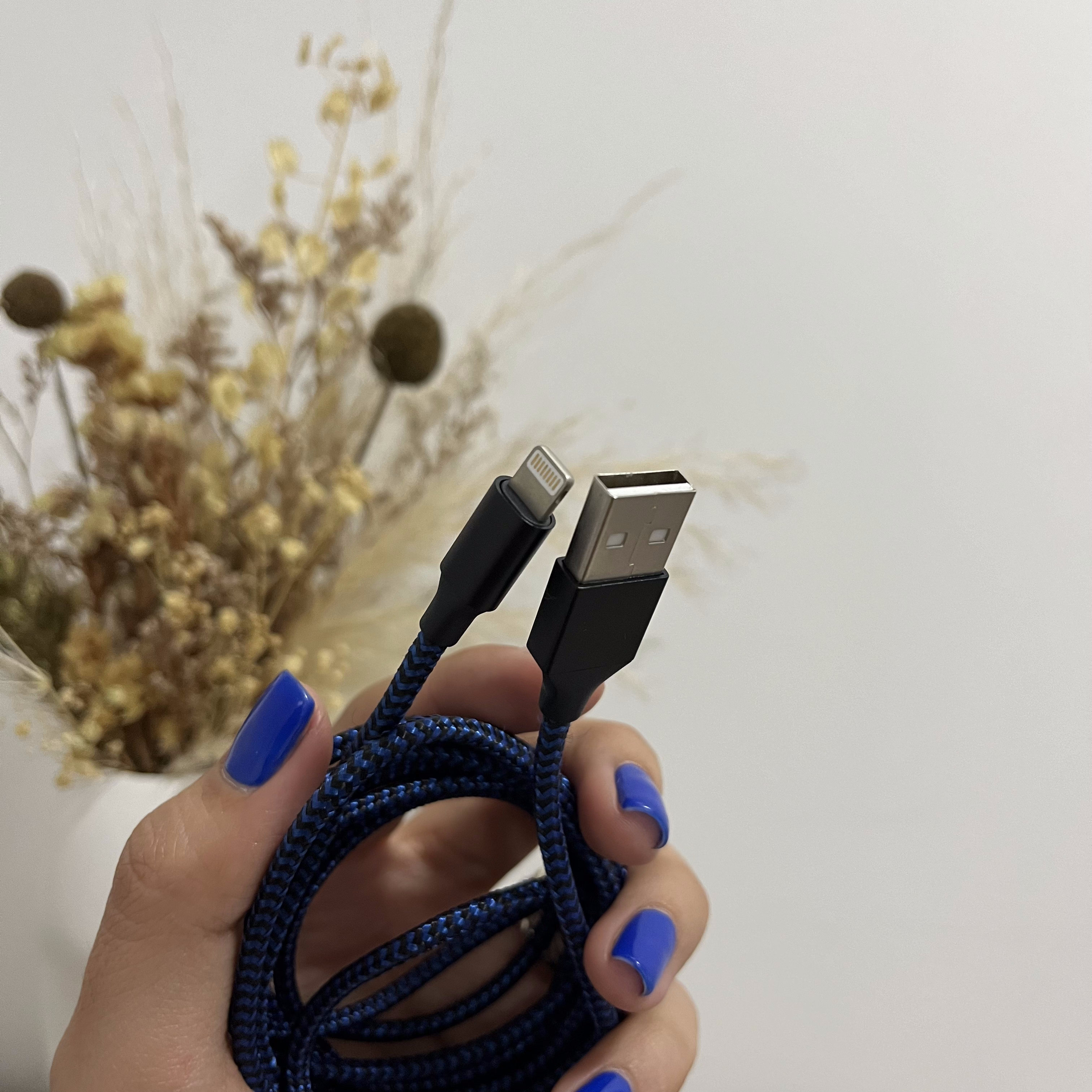 CABLE IPHONE NYLON 2 MTS USB A LIGHTNING