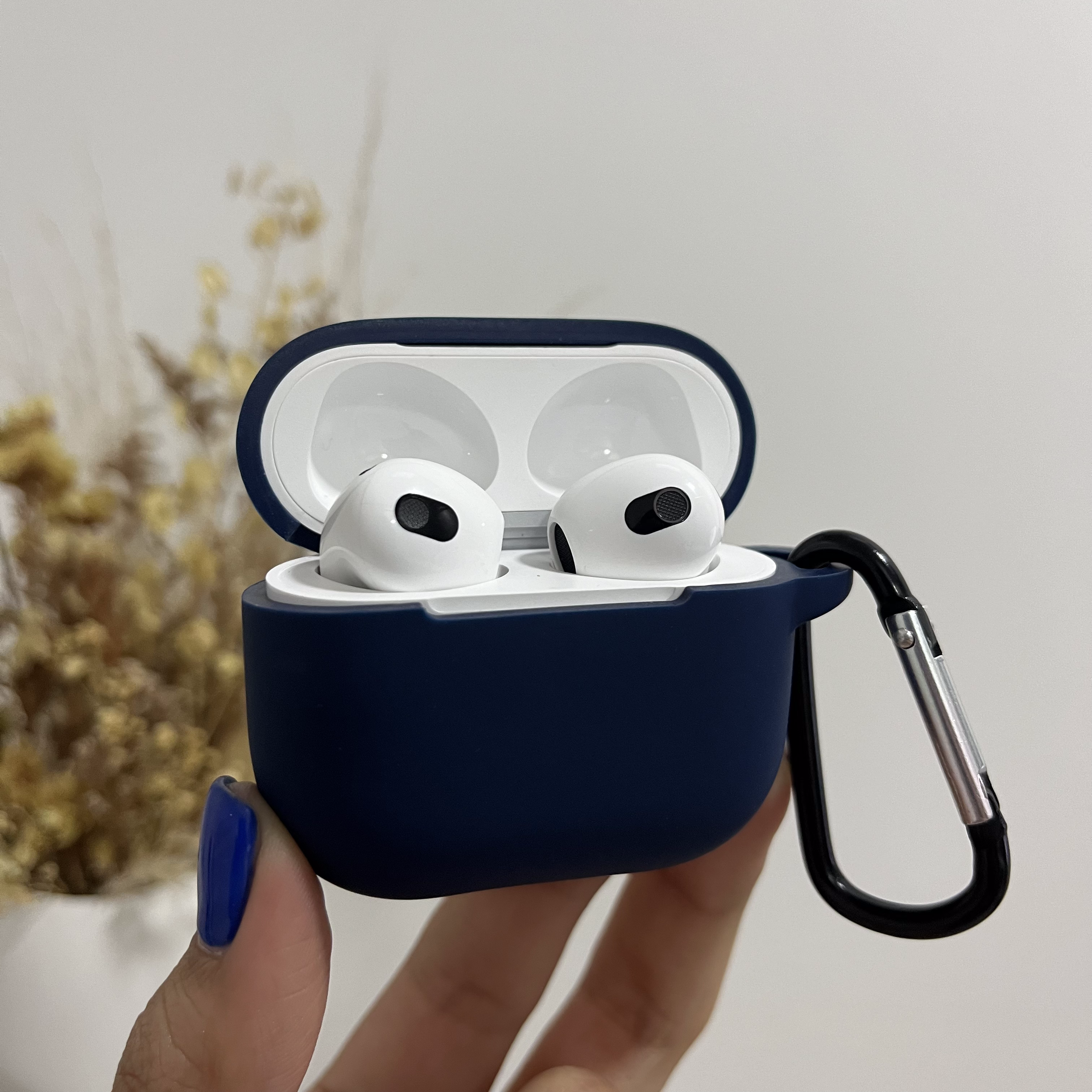 FORRO PROTECTOR CON ACCESORIOS PARA AIRPODS 3 GENERACIÓN