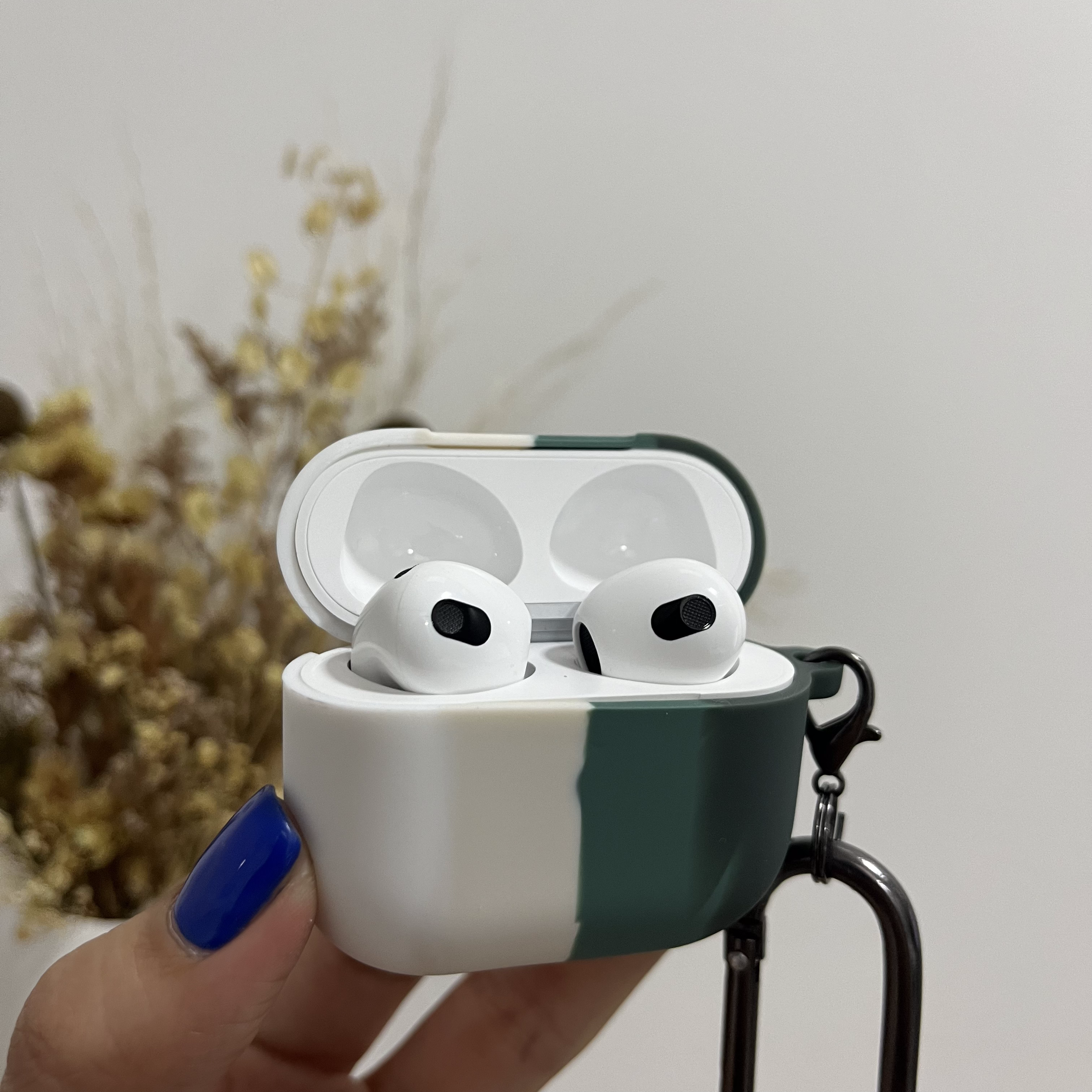 FORRO PROTECTOR AIRPODS 3 GENERACIÓN MULTICOLOR