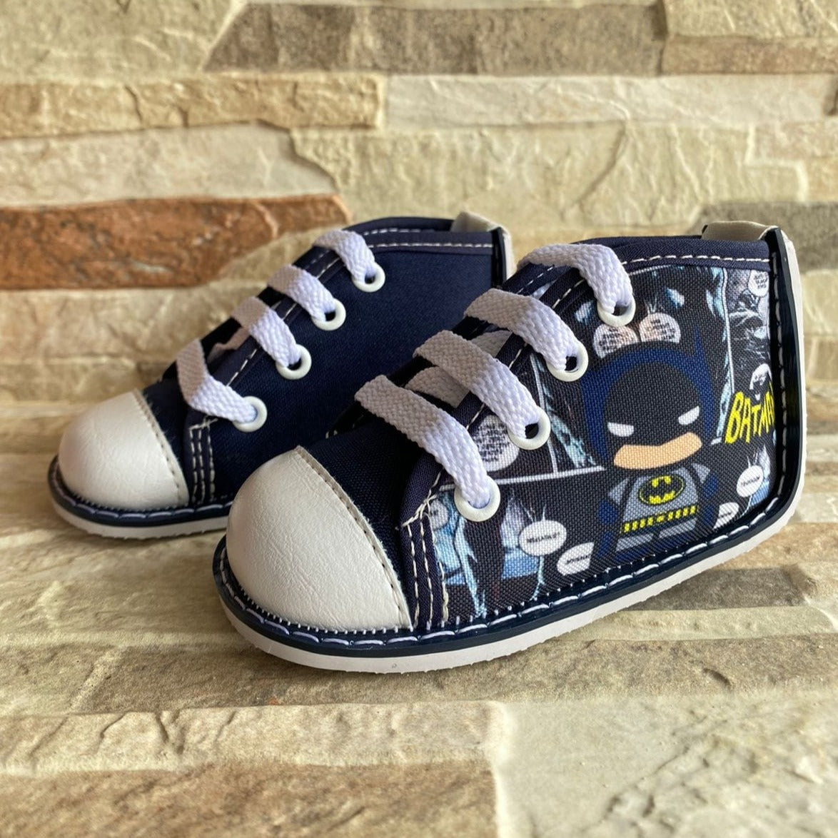 ZAPATO BOTA NO TUERCE ESTAMPADO BATMAN