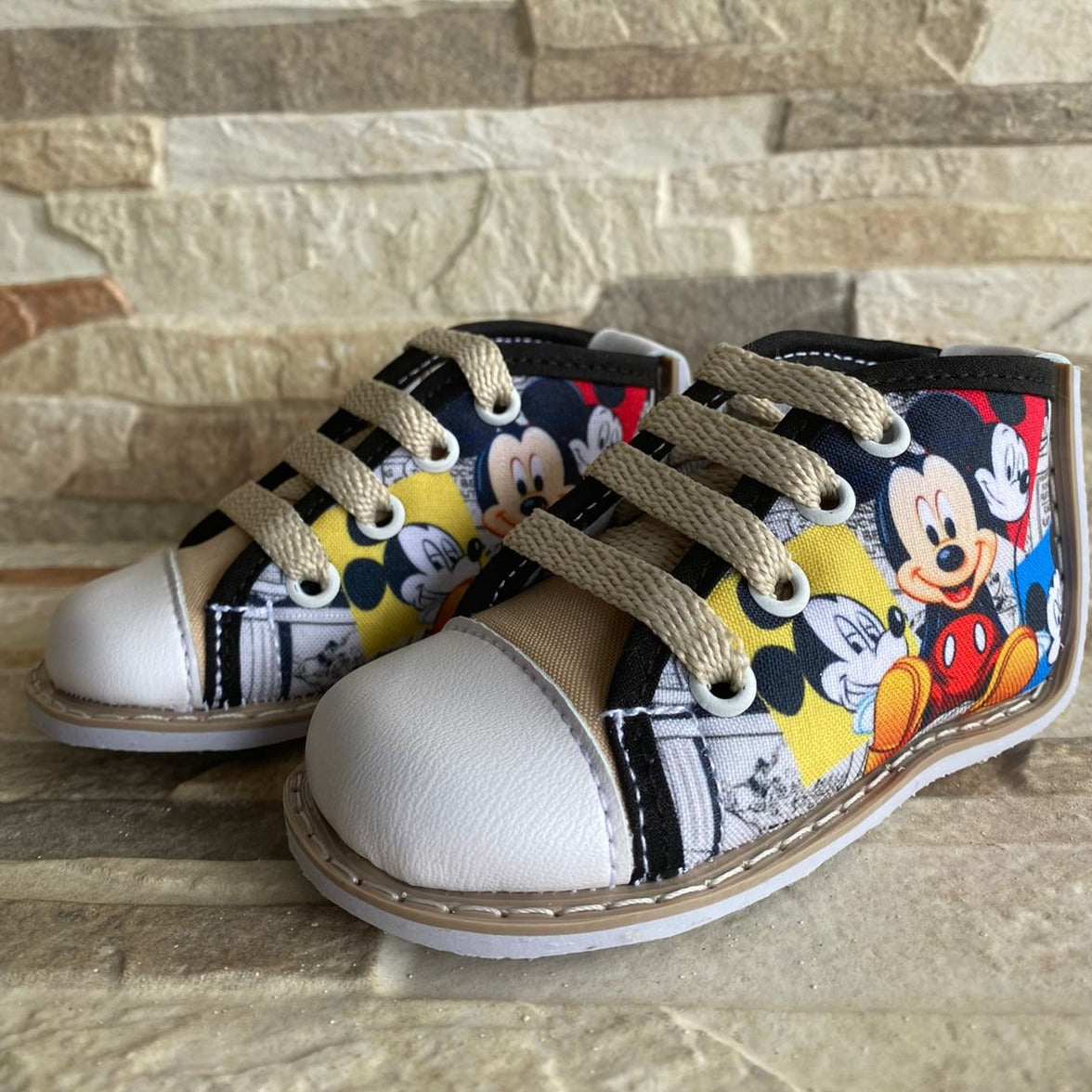 ZAPATO BOTA NO TUERCE ESTAMPADO MICKEY