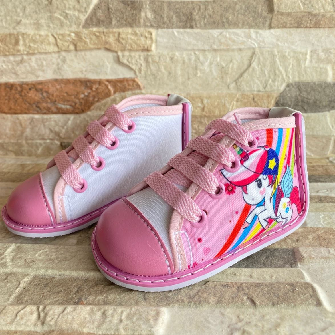 ZAPATO BOTA NO TUERCE ESTAMPADO UNICORNIO